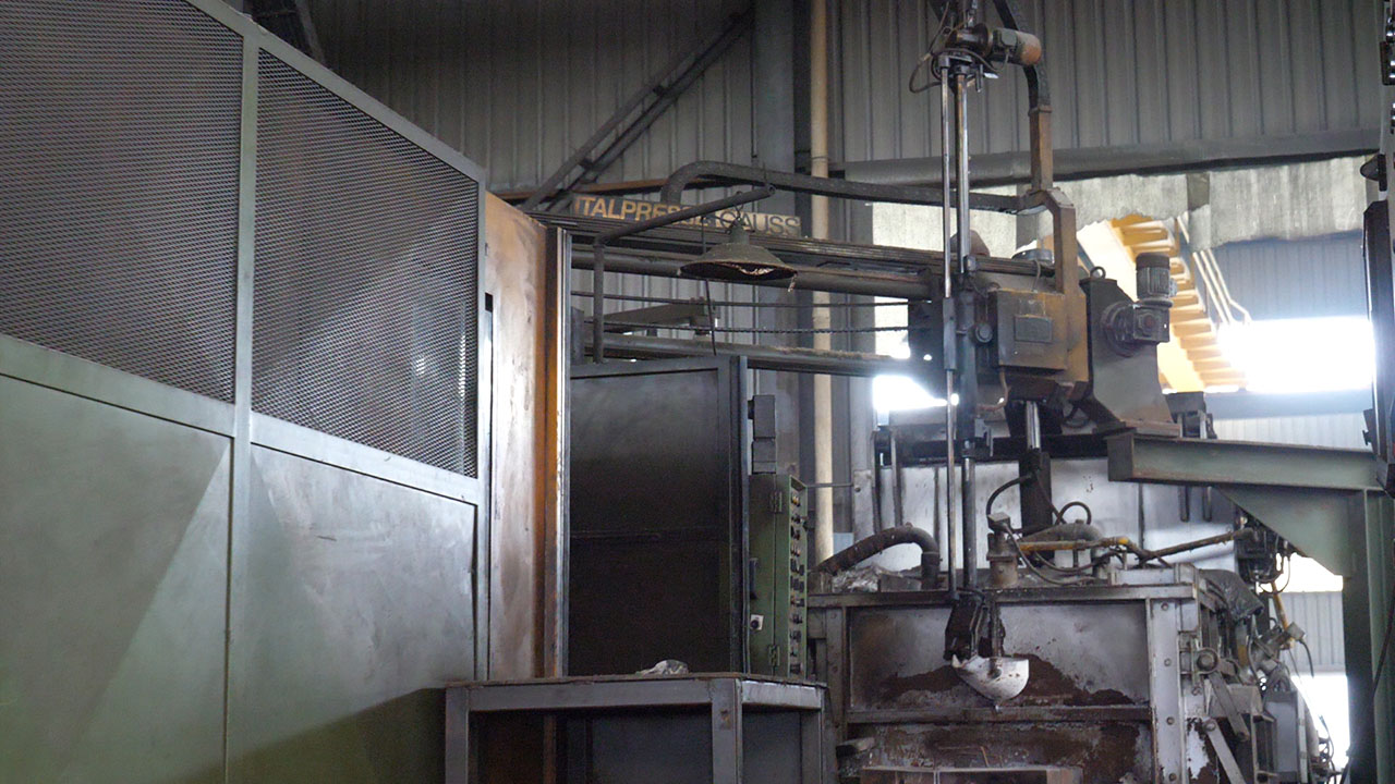 italpresse_ip_1350_sc_die_casting_machine_kk1442_p60 Italpresse IP 1350 SC 冷室压铸机 KK1442, 二手