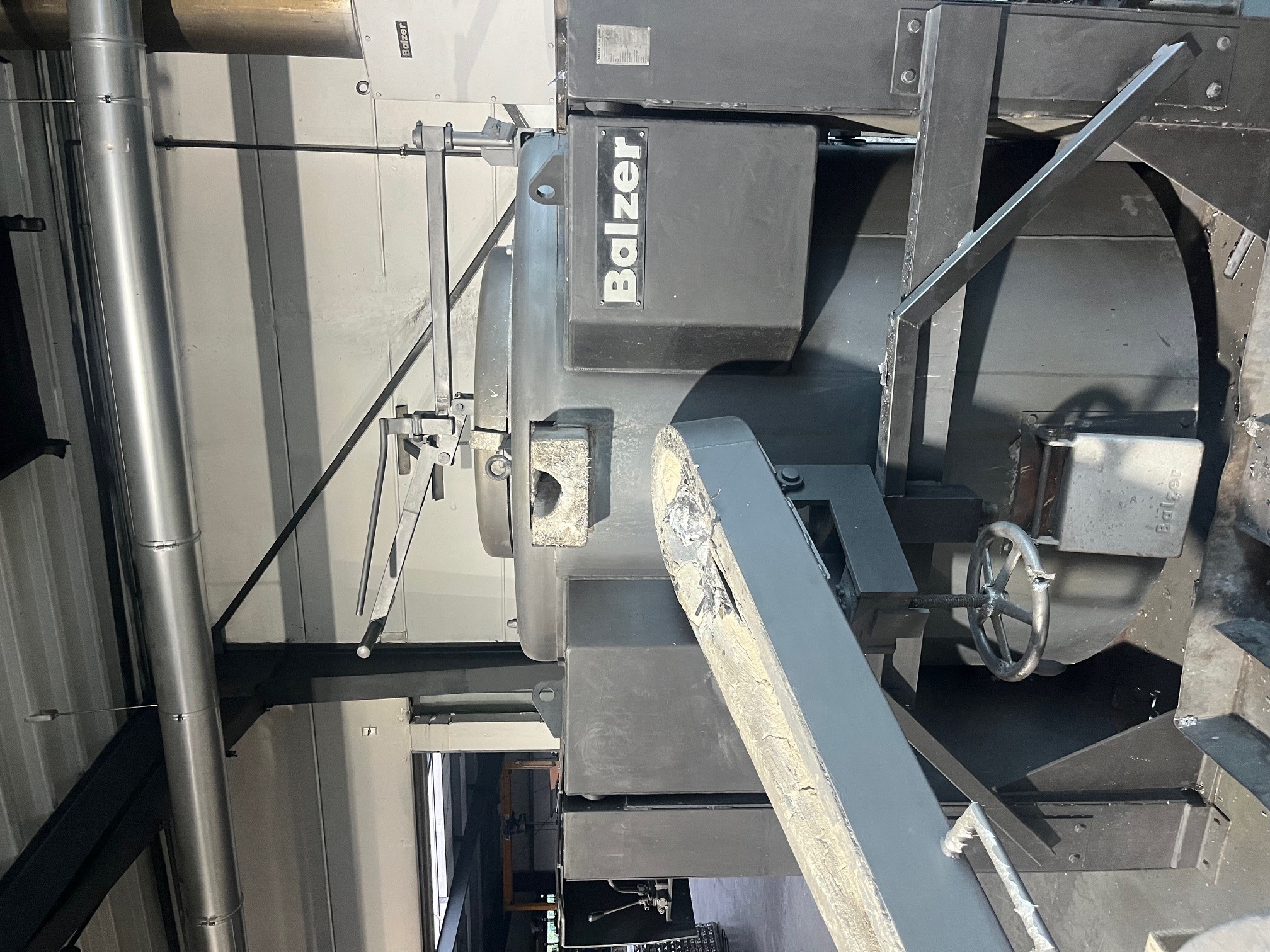 Hindelang KLVE 600 倾斜式坩埚炉 O1846，二手