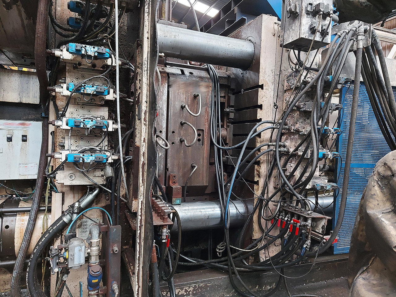 Idra-OL-1900-S-cold-chamber-die-casting-machine-KK1587-p2 Idra OL 1900 S 冷室压铸机 KK1587,二手