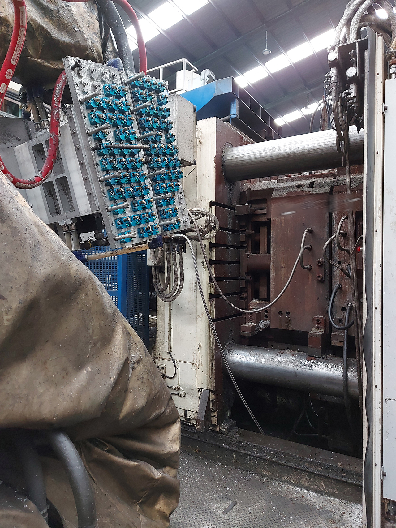 Idra-OL-1900-S-cold-chamber-die-casting-machine-KK1587-p4 Idra OL 1900 S 冷室压铸机 KK1587,二手