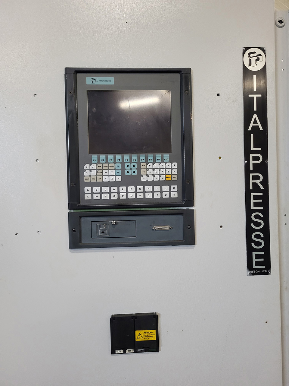 Italpresse IP 550 SC 冷室压铸机 KK1616，二手